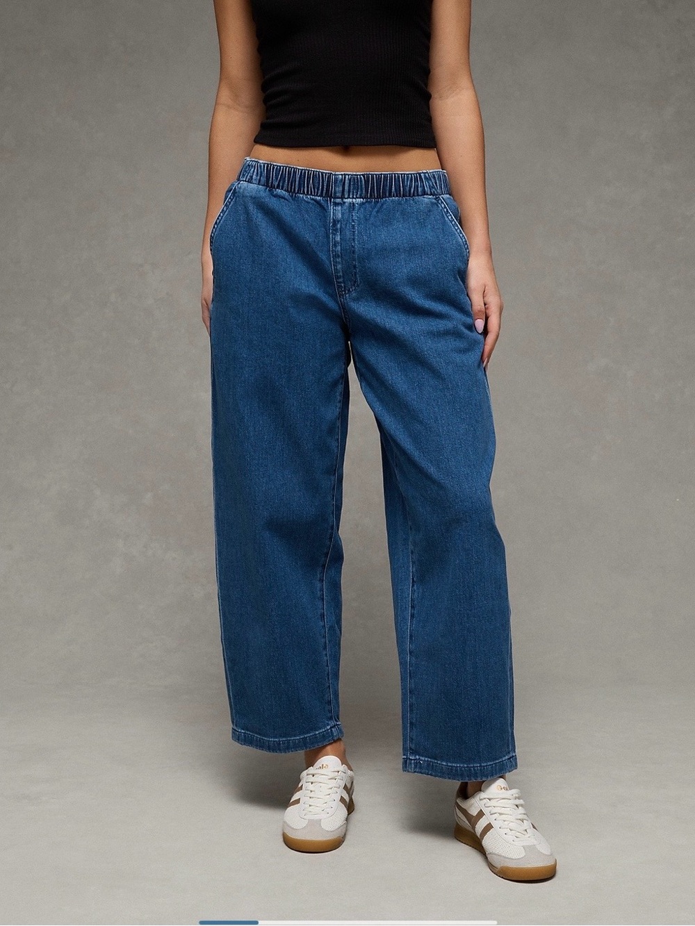 AE Low-Rise Pull-On
Baggy Jean in Medium Short